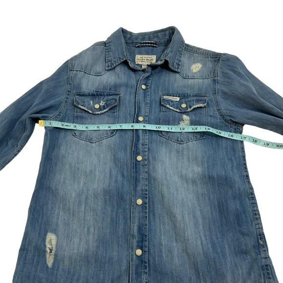 Lucky Brand Women’s Blue Chambray Distressed Button Down Shirt, Size Medium - Picture 9 of 15